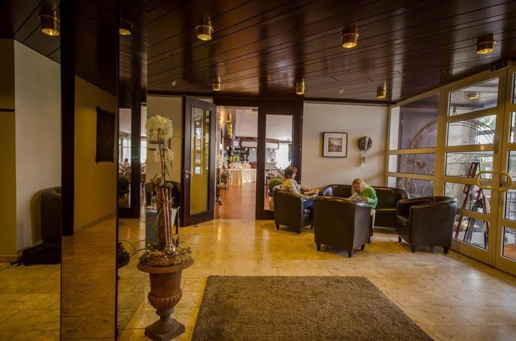 Hotel Stadt آوريش المظهر الخارجي الصورة