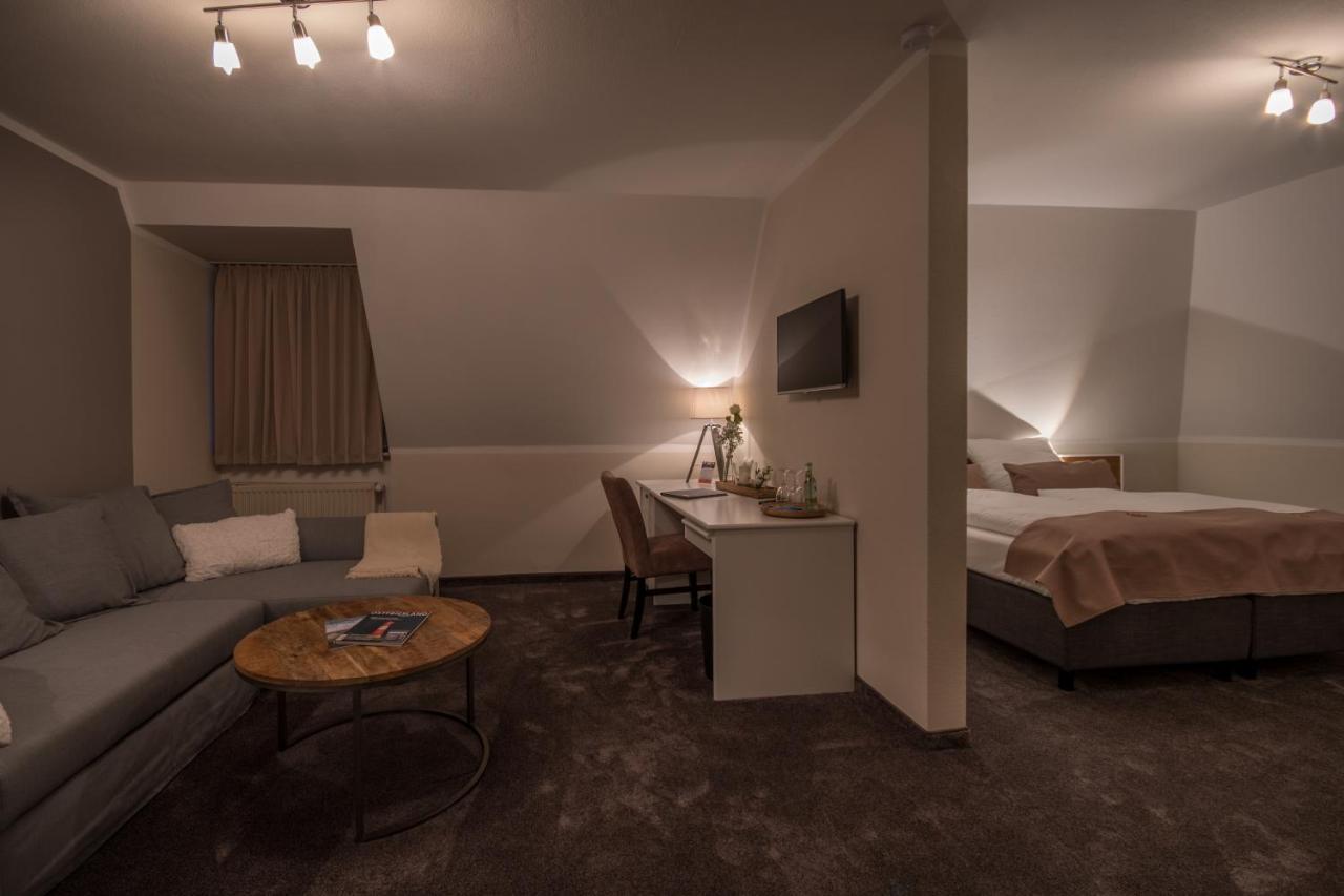 Hotel Stadt آوريش المظهر الخارجي الصورة
